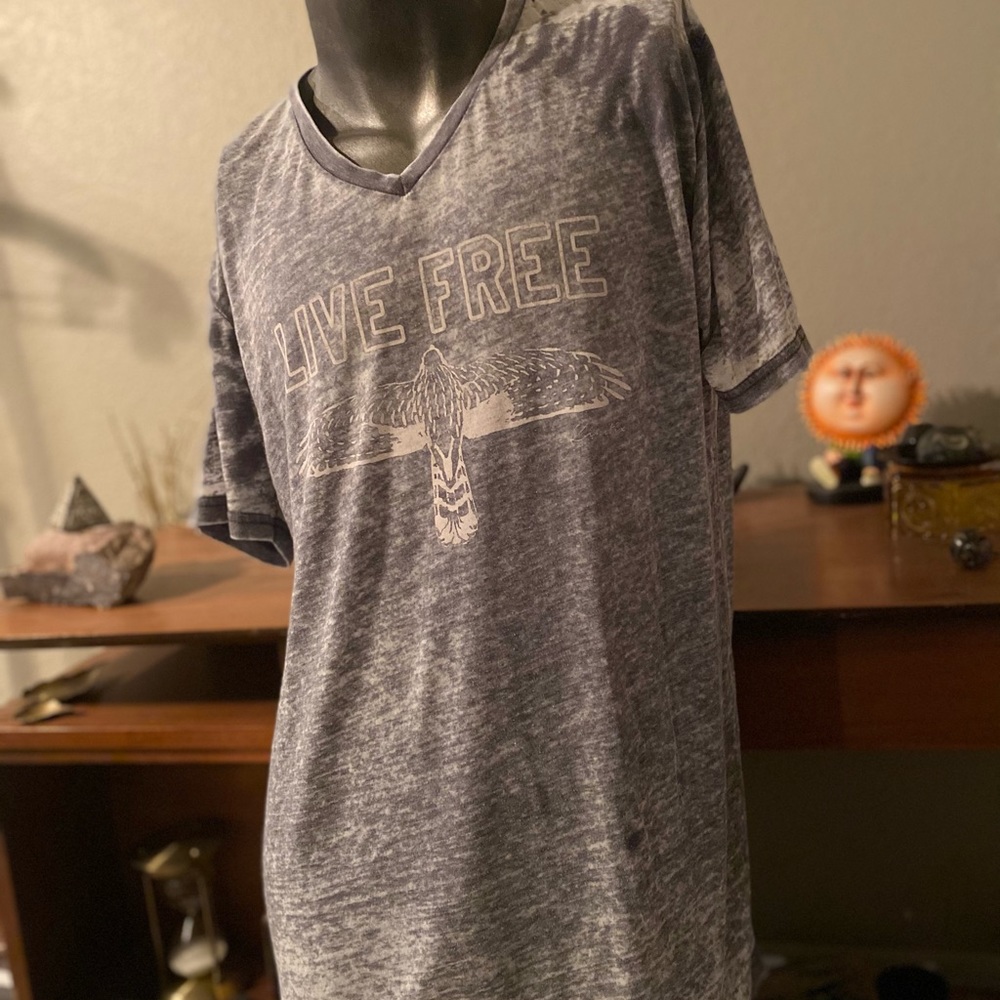 Kinetix Live Free V-neck Burnout Tee